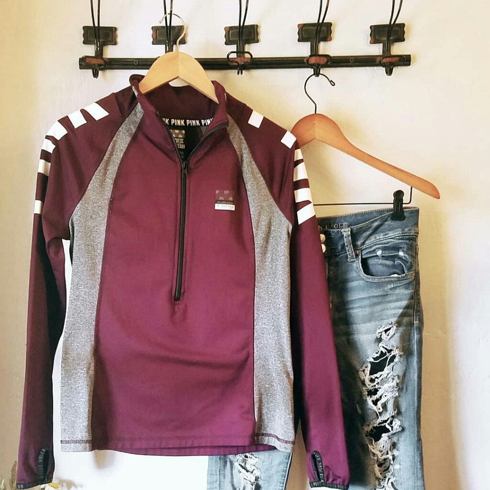 PINK VS Ultimate Pullover